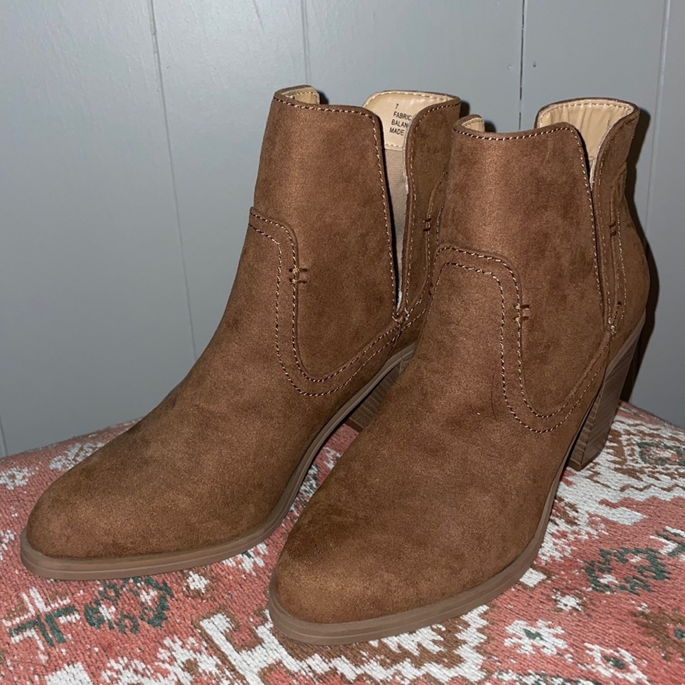 Express open ankle bootie